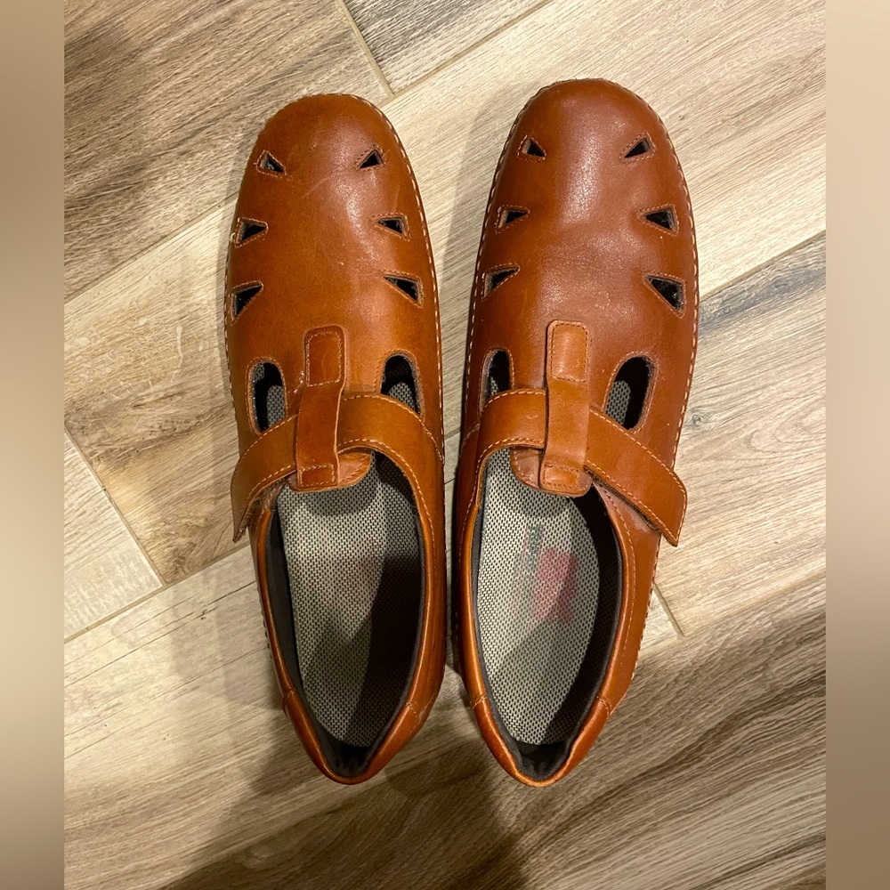 SAS shoes size 12